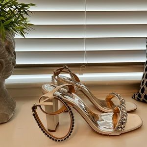 Badgley Mischka wedding block heel